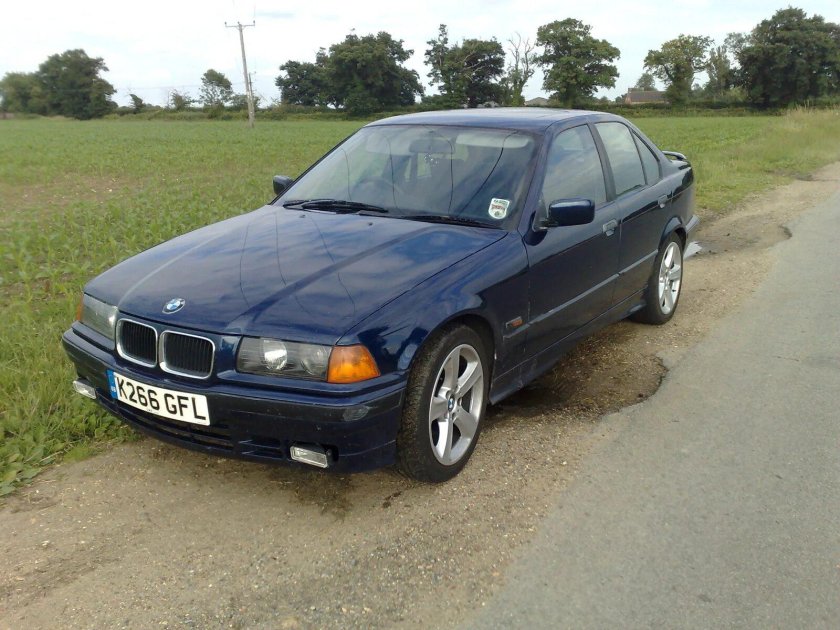 BMW 3 1994