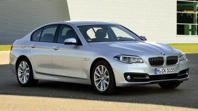 BMW 5 седан