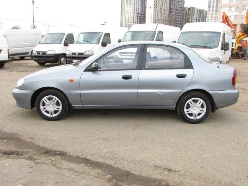 Шевроле Ланос 2008 серебристый