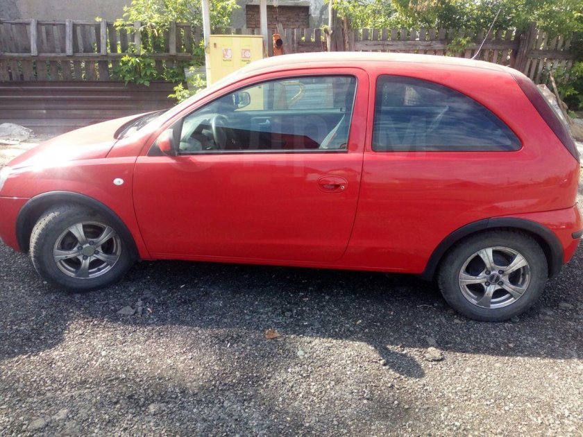 Опель Корса 2005