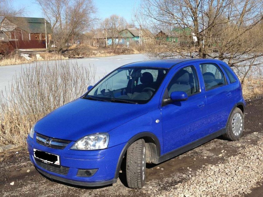 Опель Корса 2005