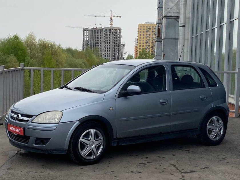 Опель корса 2005