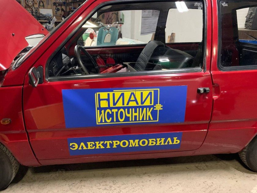 ВАЗ-1111э электромобиль