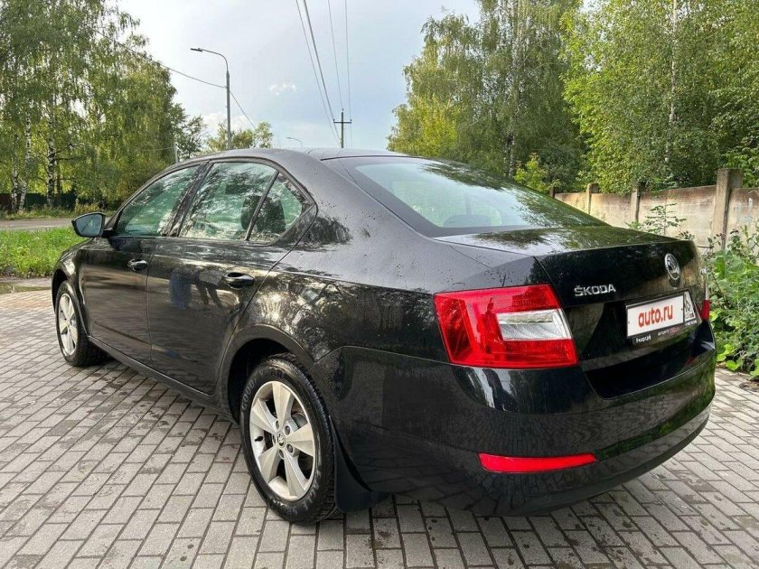 Шкода Октавия 1.8 турбо