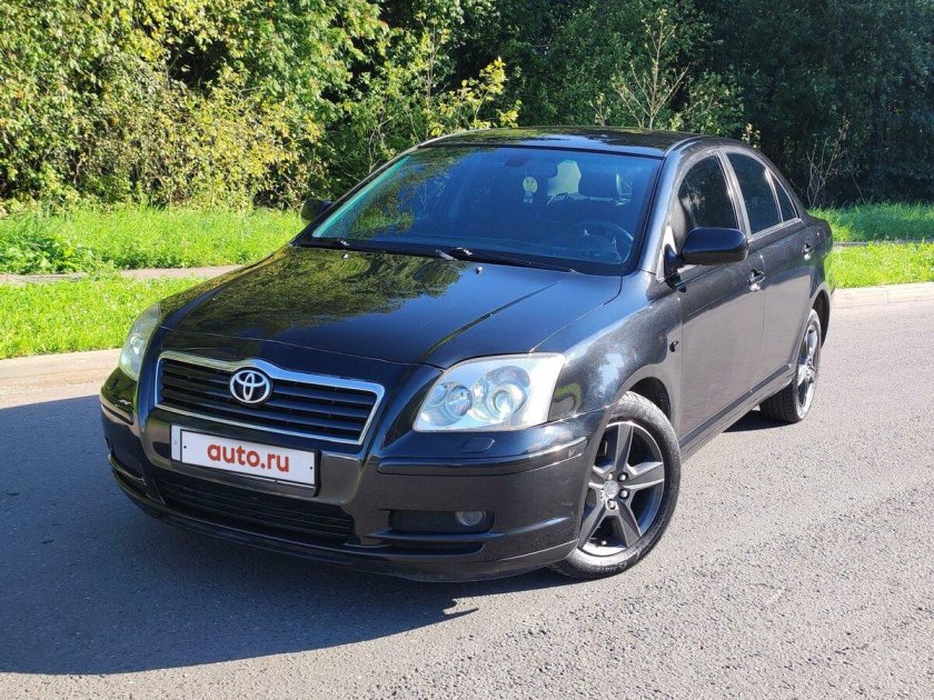 Toyota avensis ii
