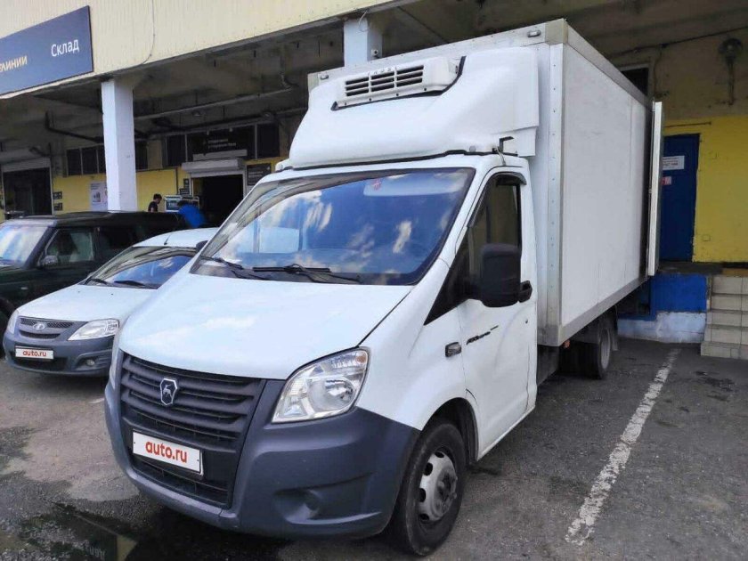 Грузовой фургон