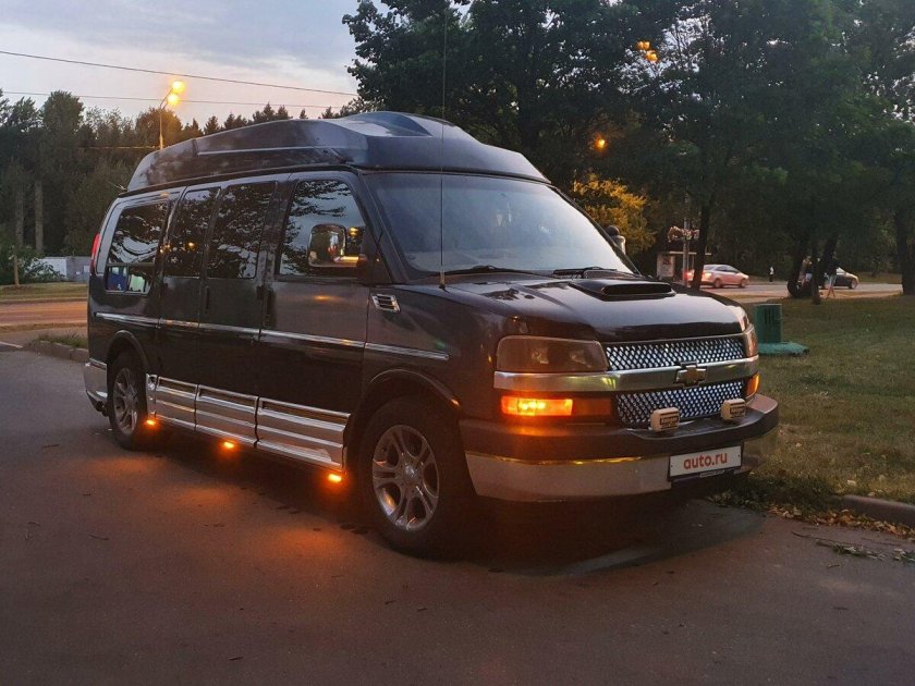 Chevrolet Express 2003