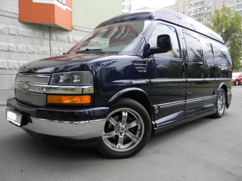Chevrolet Express 2011