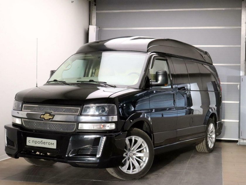Chevrolet Express 2