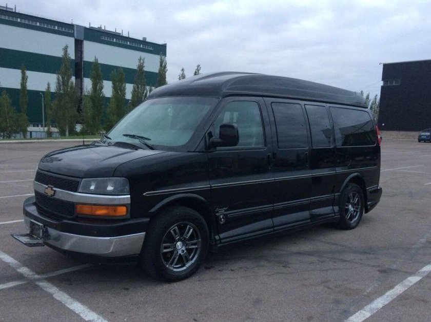 Chevrolet Express II