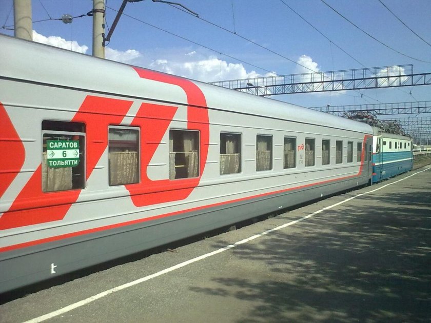 Фирменный поезд 009ж Саратов