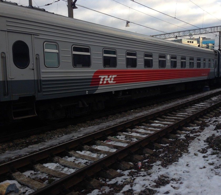 Фирменный поезд 009ж Саратов