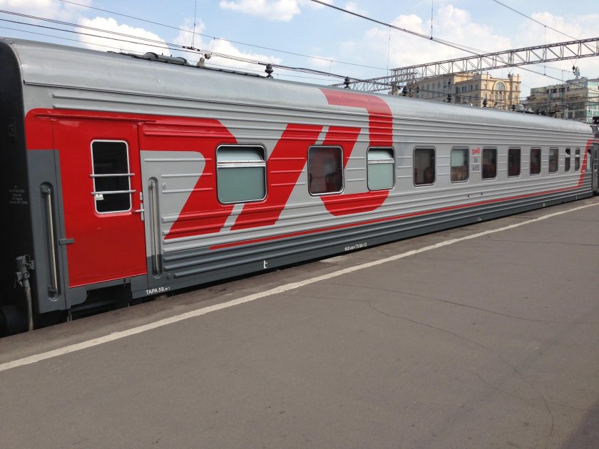 001и фирменный «Волгоград»