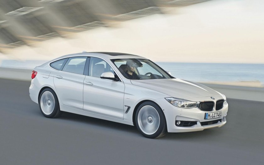 BMW 320i хэтчбек