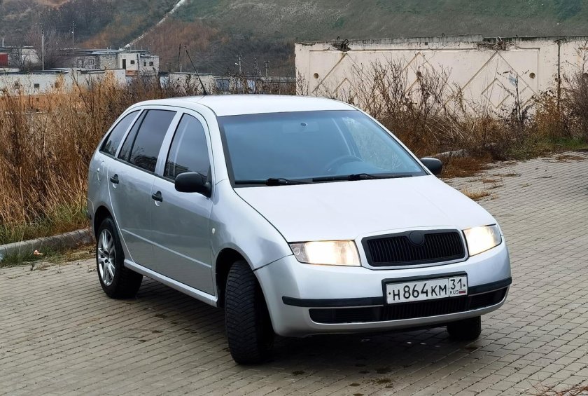Шкода Фабия универсал 2001