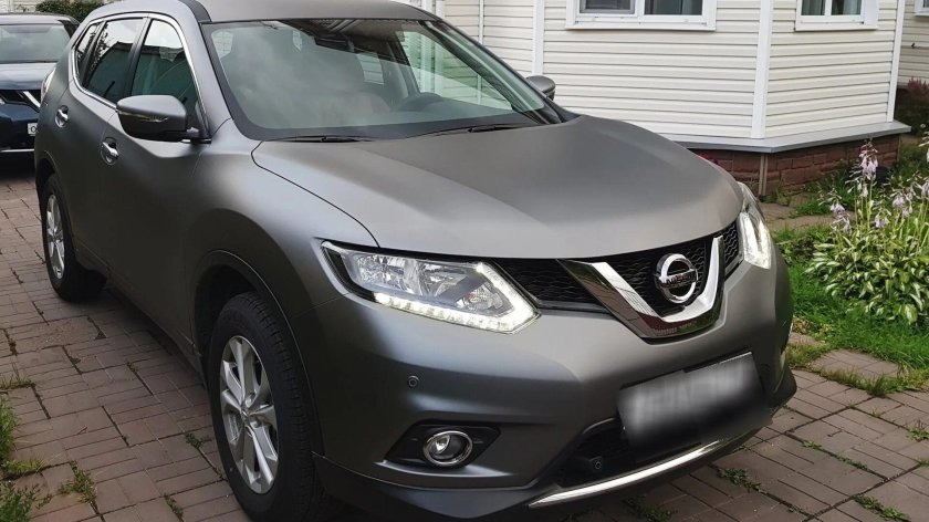 Nissan x-Trail t32 серый