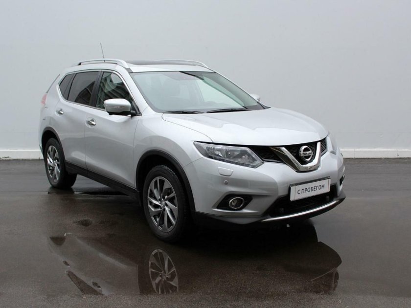 Nissan x-Trail t32 серебристый