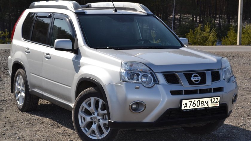 Nissan x-Trail t31 серебристый