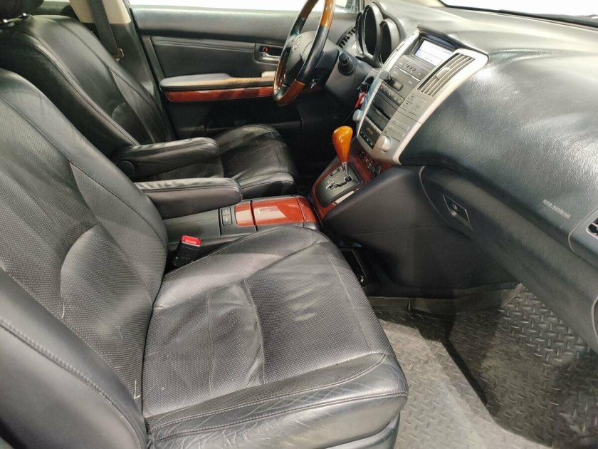 Лексус rx300 2005