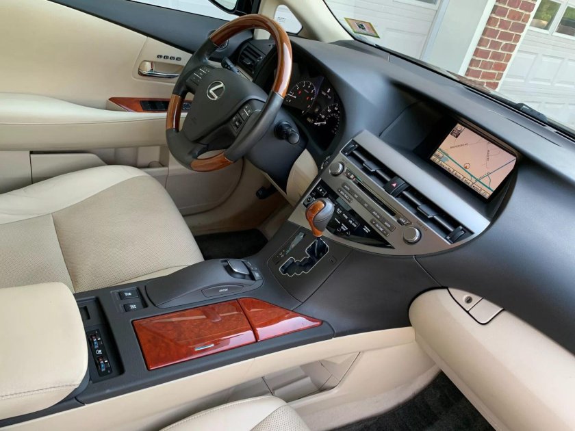 Лексус rx350 2010 салон