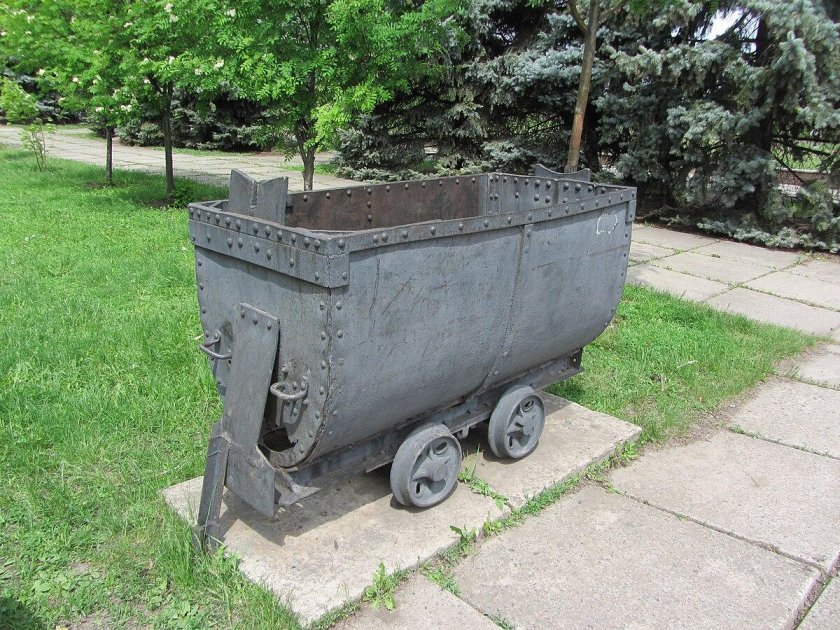 Шахтерская вагонетка