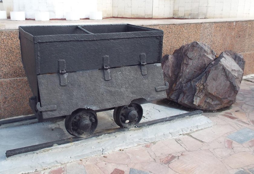 Вагонетка шахтная