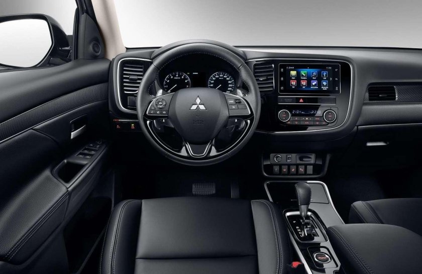 Mitsubishi Outlander 2018