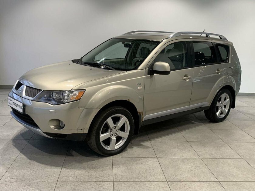 Митсубиси Аутлендер 2