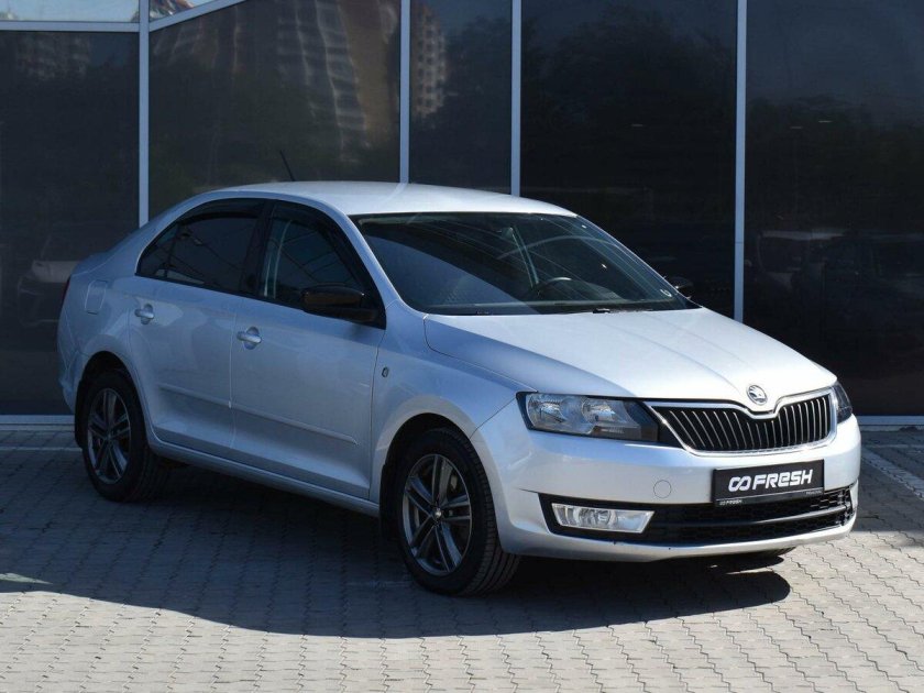 Шкода рапид 2015 года