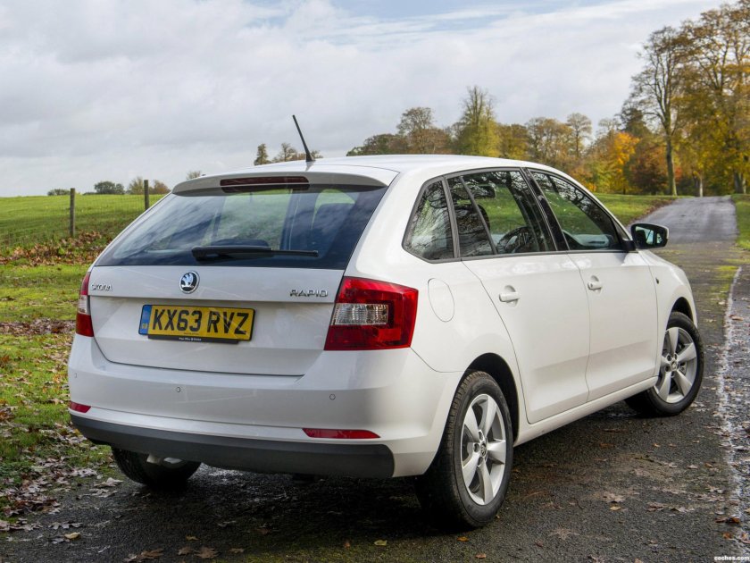 Шкода Рапид универсал