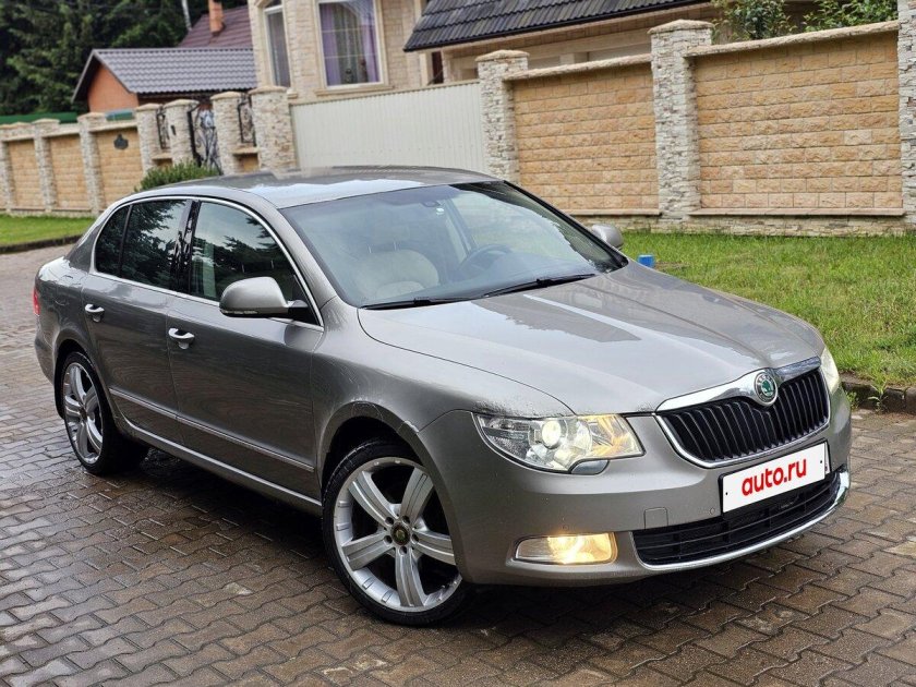 Skoda superb 2009 2.0 tdi