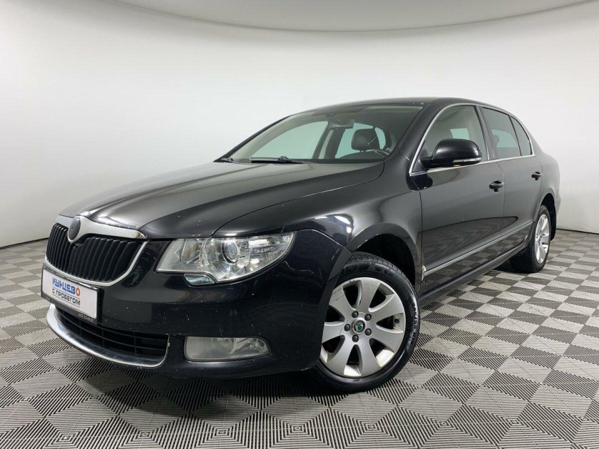 Шкода Суперб 2012 года