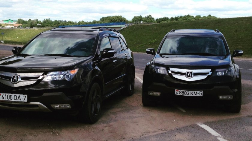 Акура МДХ 2008