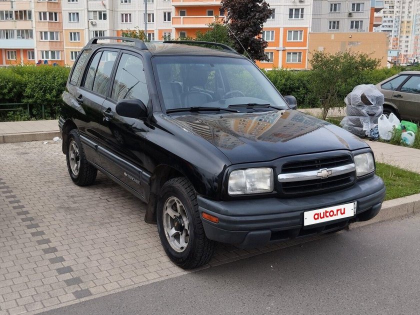 Шевроле трекер 2000г