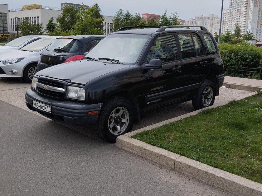 Chevrolet tracker 2