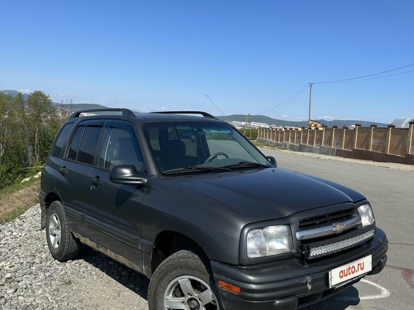 Шевроле трекер 2000г