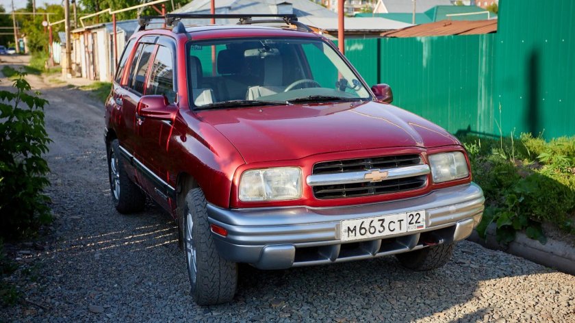 Chevrolet Tracker 2000