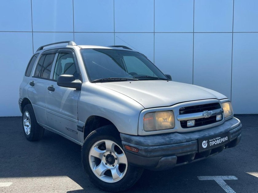 Chevrolet Tracker 2000