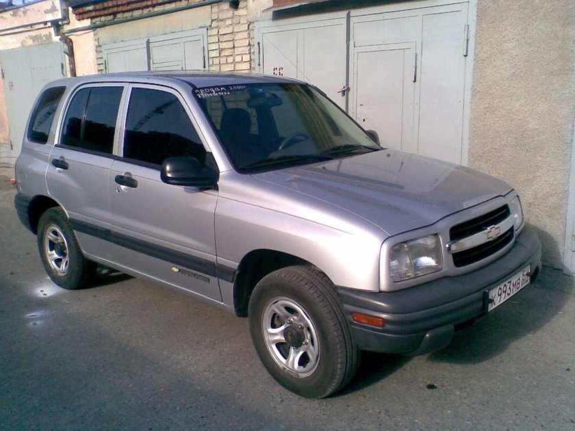 Chevrolet Tracker 2000