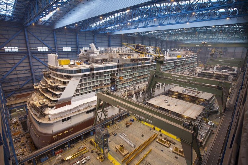 Верфь «Meyer Werft Dockhalle 2»