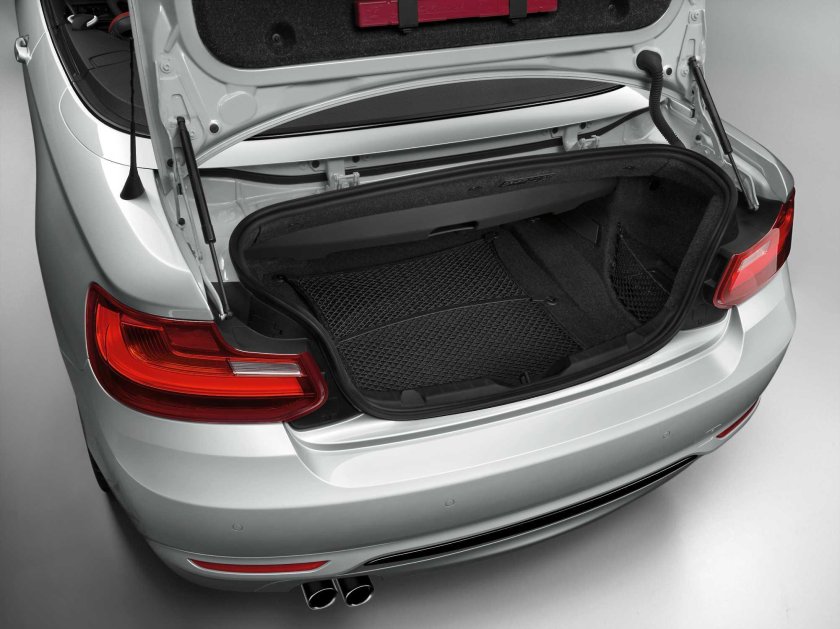 BMW 2 Series Cabrio багажник