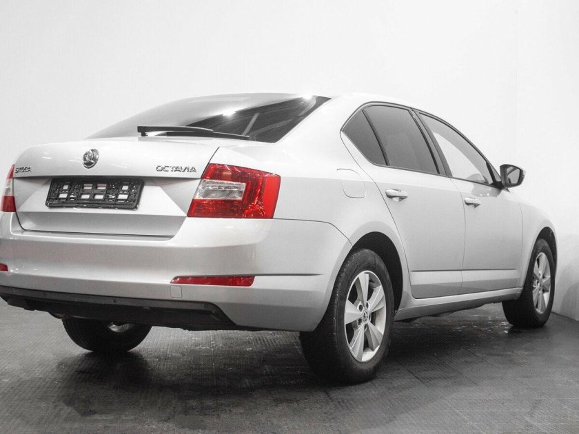 Шкода Октавия 2015