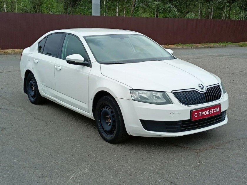 Skoda Octavia 2013 — 2017 III белый