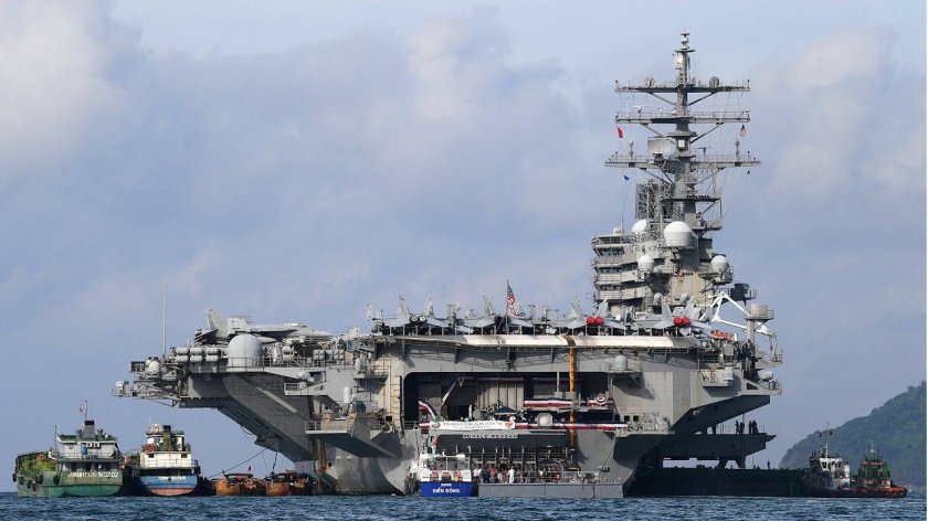 Рональд Рейган авианосец