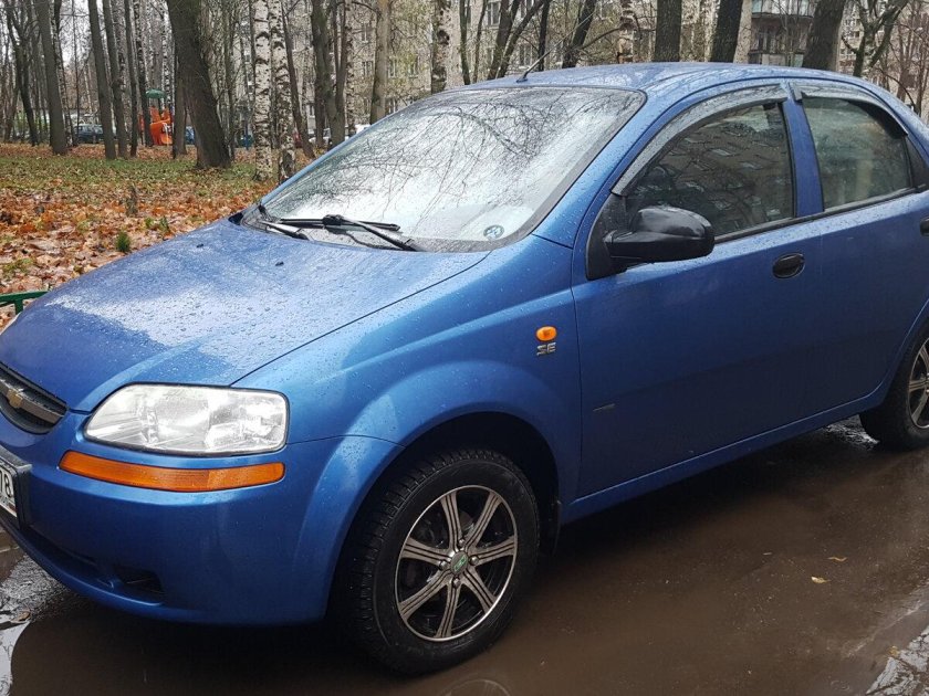 Авео т200 седан