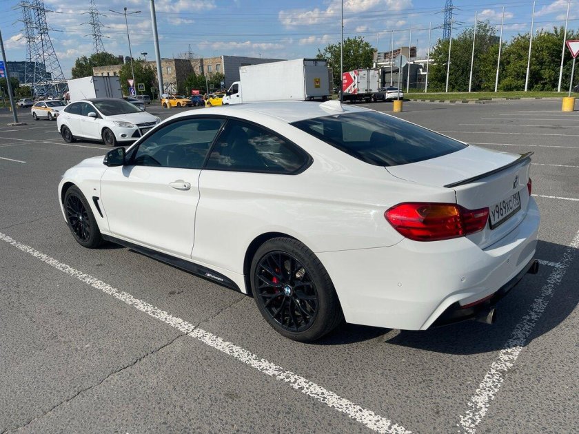 Bmw m 4 f 82