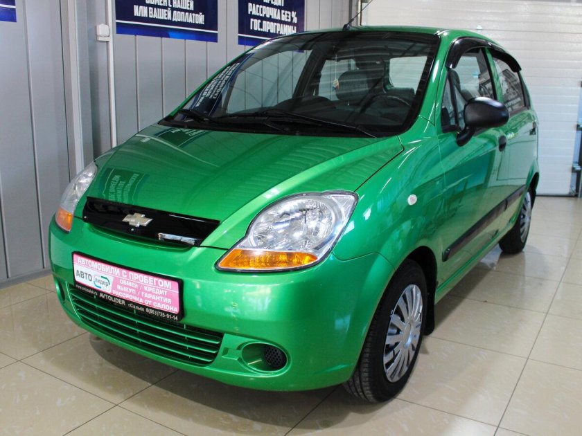 Спарк Шевроле 2007 зеленый