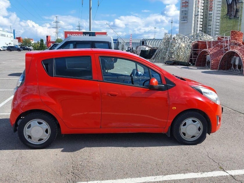 Chevrolet spark 2012