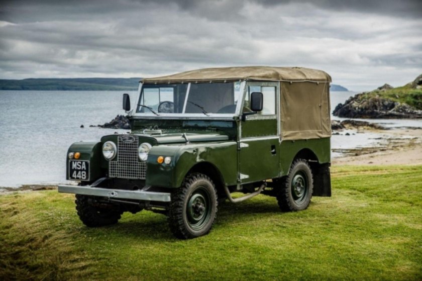 Ленд Ровер Дефендер 1