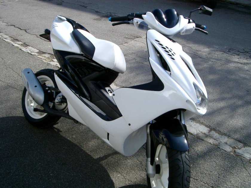Yamaha Aerox 50
